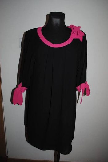 Miss N Next Petite stunning Black& Pink dress size UK12 EU40 Perfect condition Postage included
