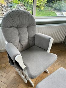 babylo nursing chair and stool