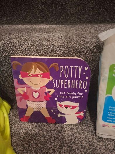 POTETTE Travel Potty & New Liners and Travel Potty