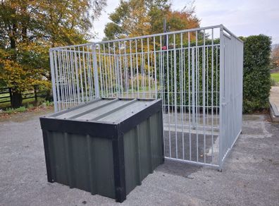Dog kennel and dog run
