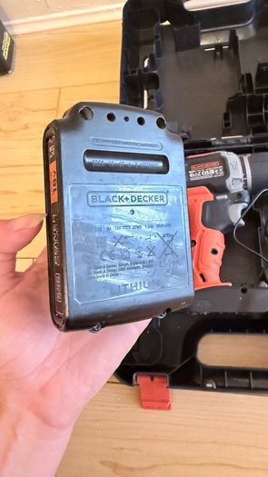 Hammer Drill Black+Decker 18V 2 Speed with 2 x 1.5Ah Batteries