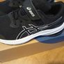 Boys asics runners Image 3