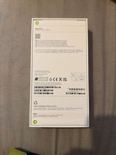 Apple Iphone 17 Pro (256 GB Silver Sealed Box)