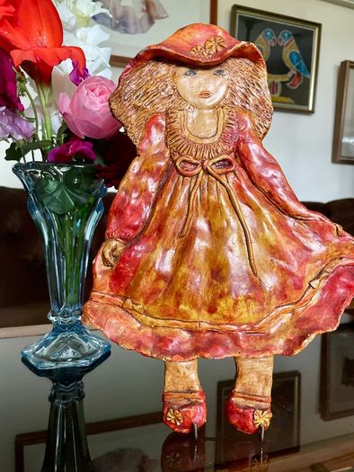 20th Century Holly Hobbie Style Wall Decoration Plaster Glazed & Painted 3-D