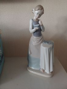 Lladro Girl with Iron ( with Box)