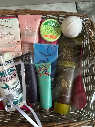 fab ladies gift  hamper
