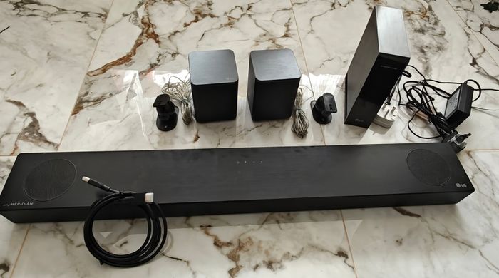 LG 5.0.2 soundbar