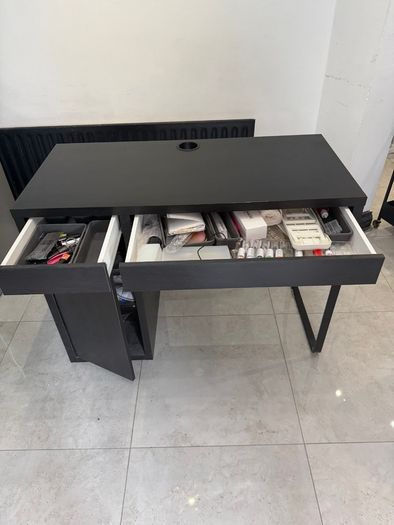 Ikea office desk / nail table