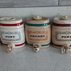 5 Wade Port & Sherry Ceramic barrells