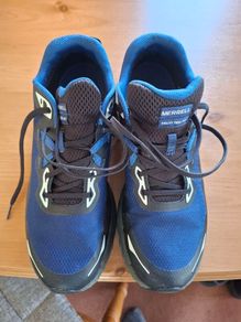 Men's shoes