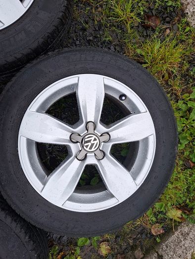 15" Vw Polo,  Alloys with tyres