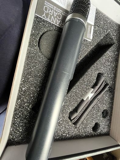 AKG C1000S Condenser Microphone