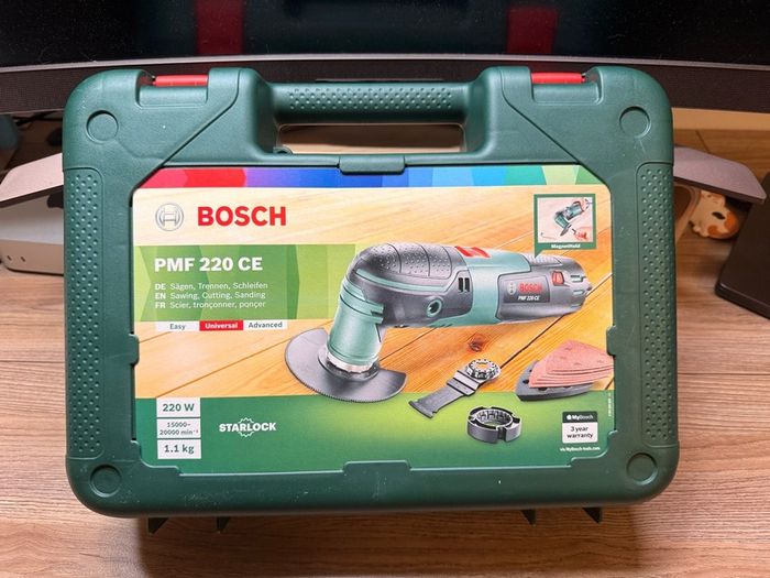 Bosch PMF 220 CE 220W Multi Tool with Case and Accessories