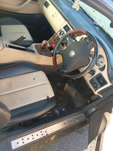 Mercedes-Benz vintage fell offended tomorrow