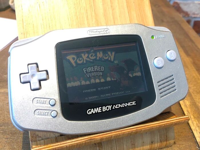 RETRO Heaven - Original Gameboy Advance, original Silver color #383