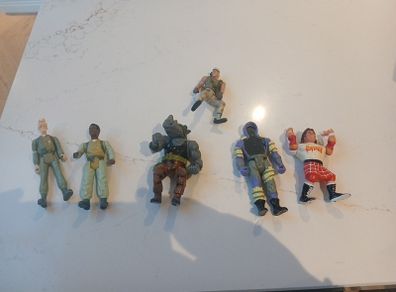 Mixed action figures