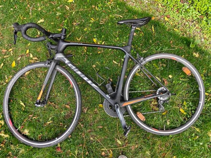 Giant Racing Bike