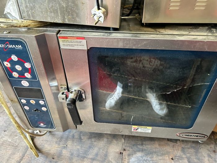 Auto sham combi oven
