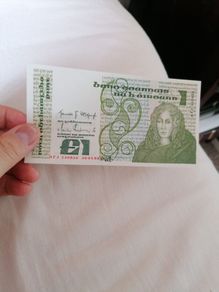 A/UNC 1986 Irish One Pound Banknote