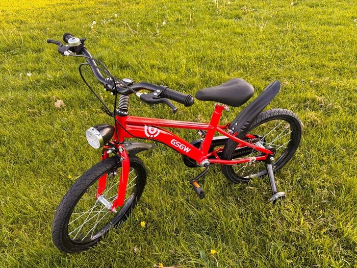 kids bike with lights new in