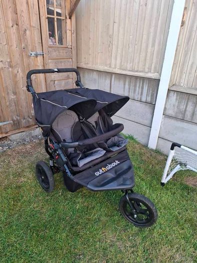 Out 'N' About Nipper Double Buggy V4