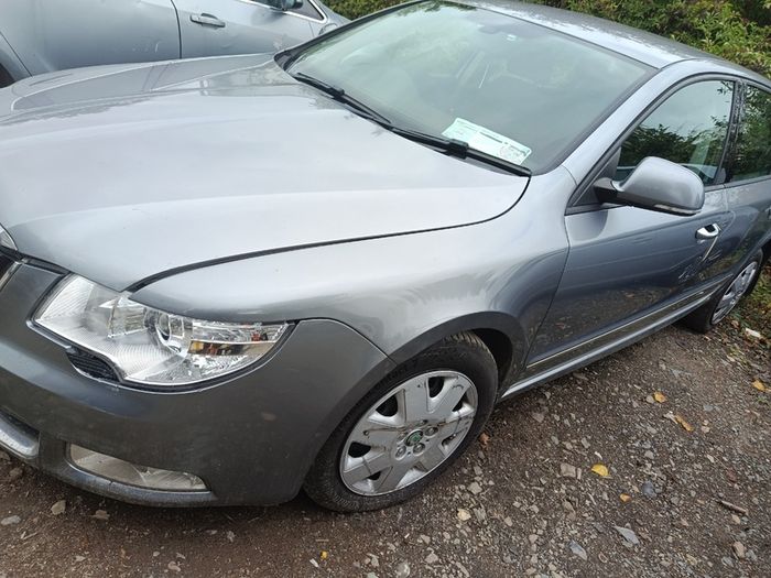 Skoda Octavia 1.6 diesel 2011 for breaking only