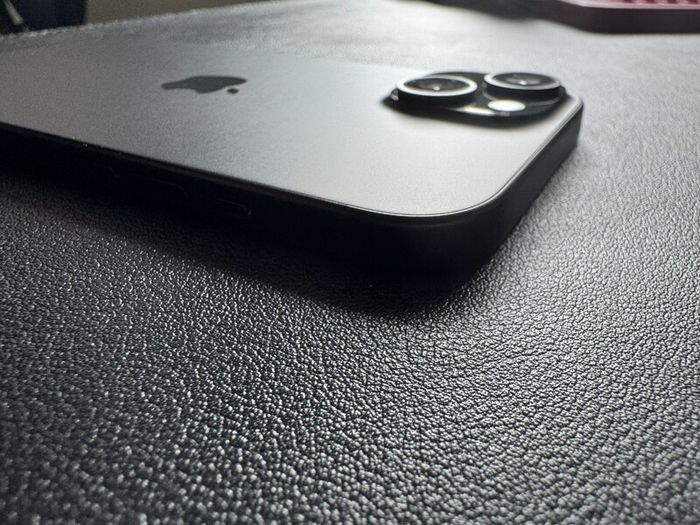 iPhone 15 128GB Black - Unlocked - 89% Battery