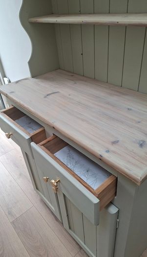 Solid Wood Kitchen Dresser