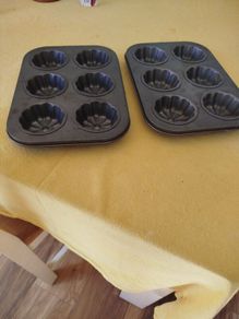 muffin baking trays