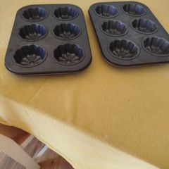 muffin baking trays