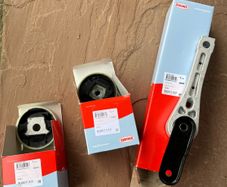 dogbone (rear engine mount) with bushing