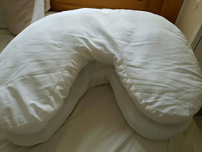 Mothercare Closer Feeding Support Pillow. Breastfeeding / Bottlefeeding