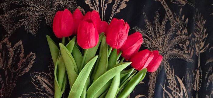 Artificial White Tulips 10 Stems 34cm