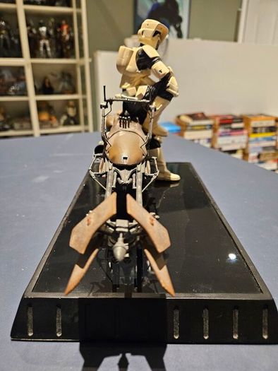 Gentle Giant Stars Wars Scout Trooper and Speeder Bike statue
