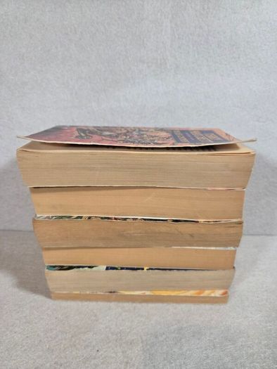 Terry Pratchett paperbacks x6