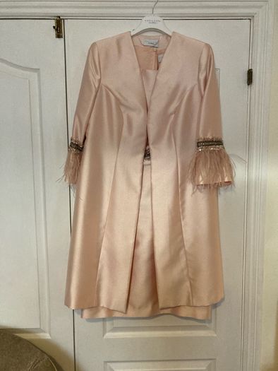 Mother of Bride Groom Outfit Nicola Ross Sonia is Pena outfit