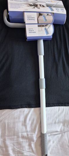 Brand New Carina & Co Mega Lint Roller With Telescopic Handle x25 Sheets - RRP - 13.99