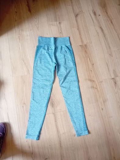 ladies leggins. Gym Shark size Medium x 2 pairs