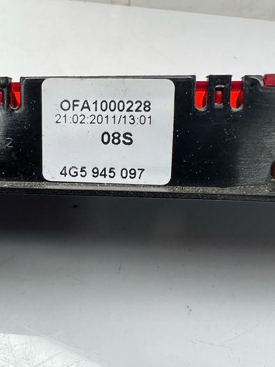 Audi A6 C7 2012 Saloon Third Brake Light  4g5945097 A2l4b217d