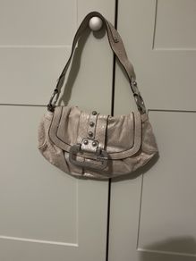 guess bag