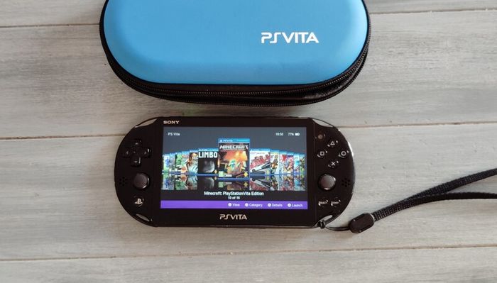 Ps Vita Slim Modded 128gb Henkaku almost Mint
