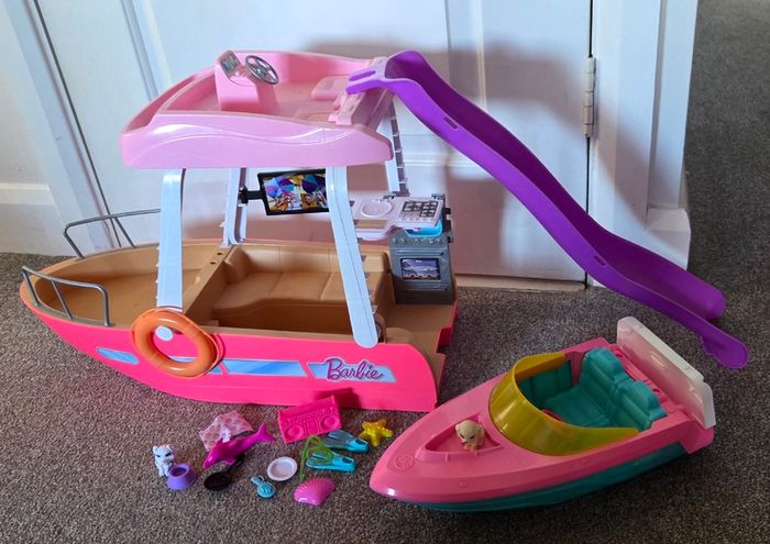 Barbie boats