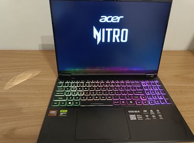 Gaming Laptop Acer Rtx 5070 ti , 32gb ddr5 ram 1tb ssd