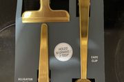 Kikkerland Brass clip set