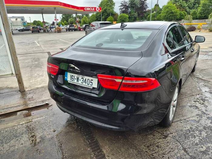 2016 Jaguar Xe