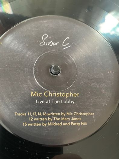 Mic Christopher - Live At The Lobby