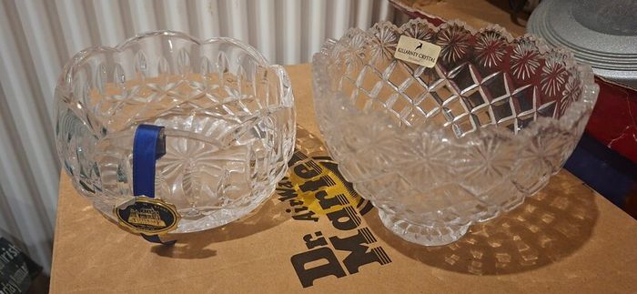 Pair of lovely Vintage Tipperary & Killarney Irish Crystal Bowls