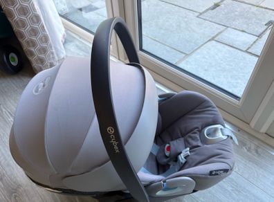 Cybex Cloud Z car seat