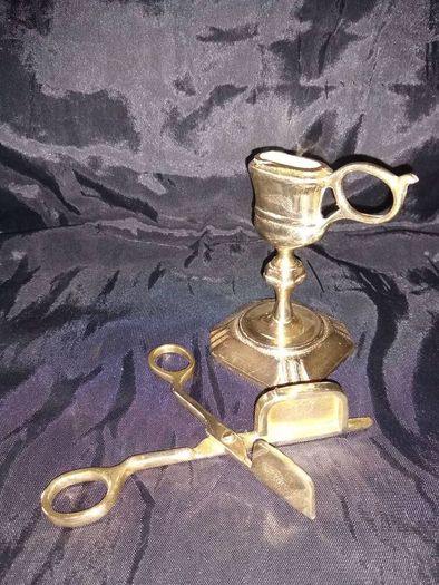 Queen Ann Style Candle Snuffer