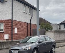 Mitsubishi lancer